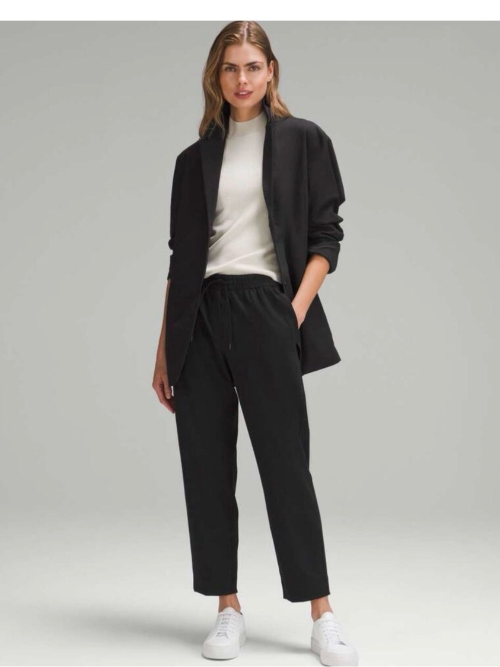 Lululemon Tapered Mid-Rise Pant 7/8 length